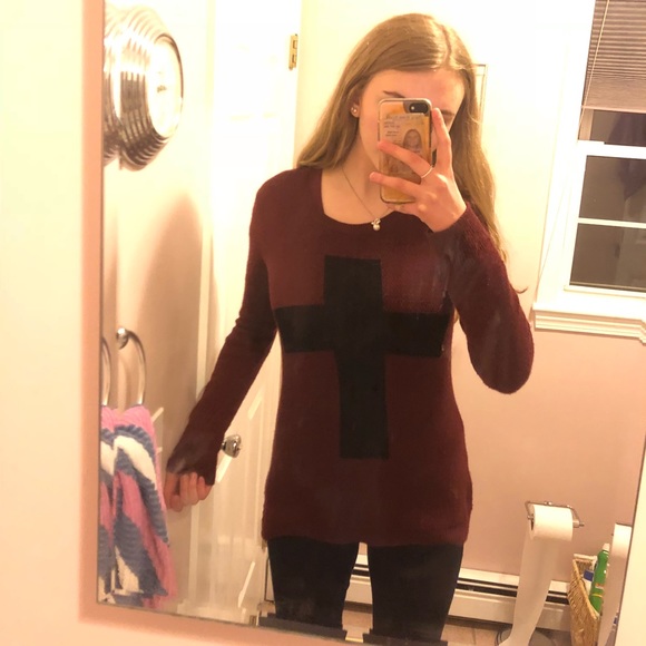 Wet Seal burgundy sweater - Picture 4 of 4
